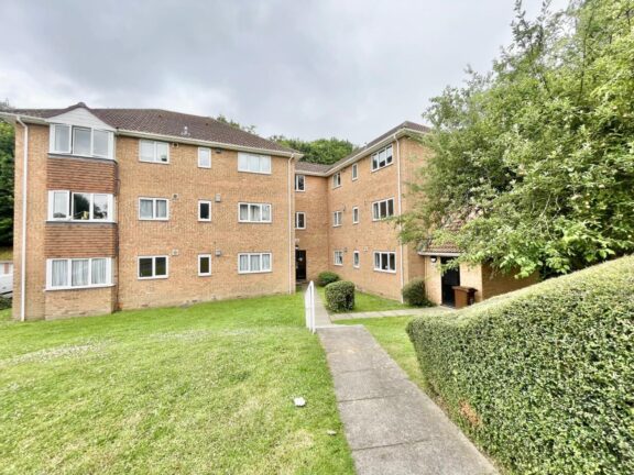 12 Findlay Close Image