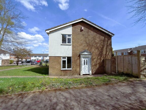 64 Wheatcroft Grove Image
