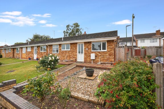 19 Conrad Close Image