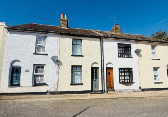 2 Bennetts Cottages Image